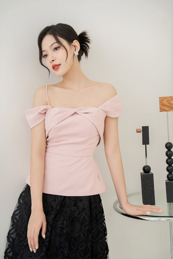 Áo kiểu xếp ly ngực